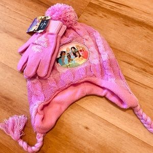 NWT Disney Princess Kid’s Winter Hat and Gloves Set